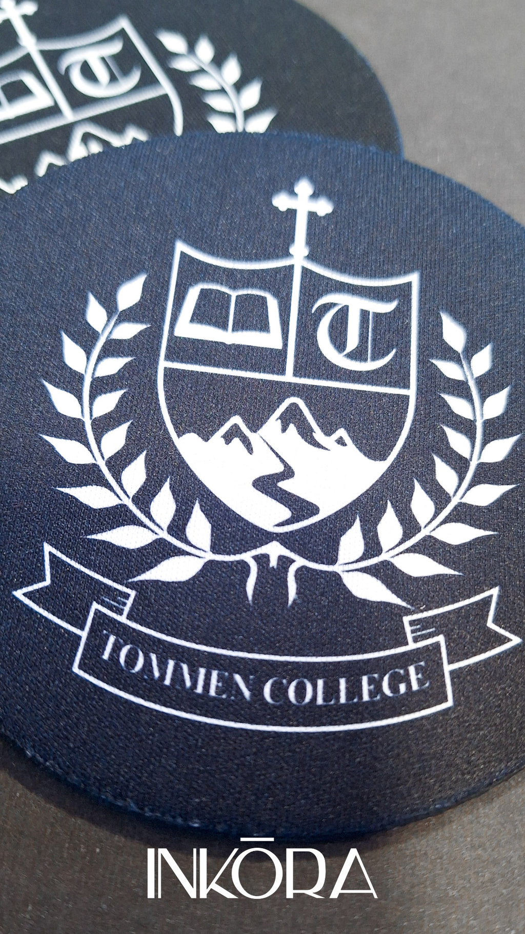 Pack 3 posavasos Tommen College